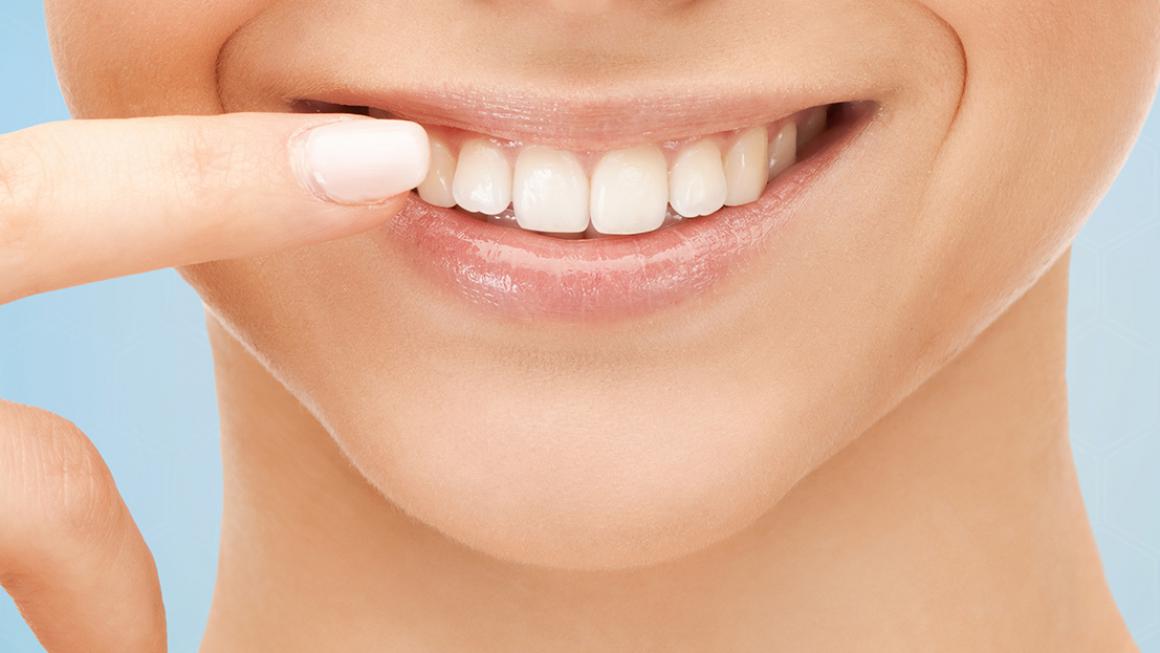 Diş Eti Çekilmesi Nedir? Tedavisi Nasıl Olur?